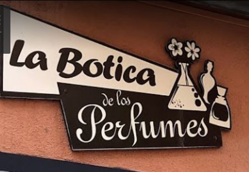 Perfumería en el centro de Málaga La Botica de los perfumes